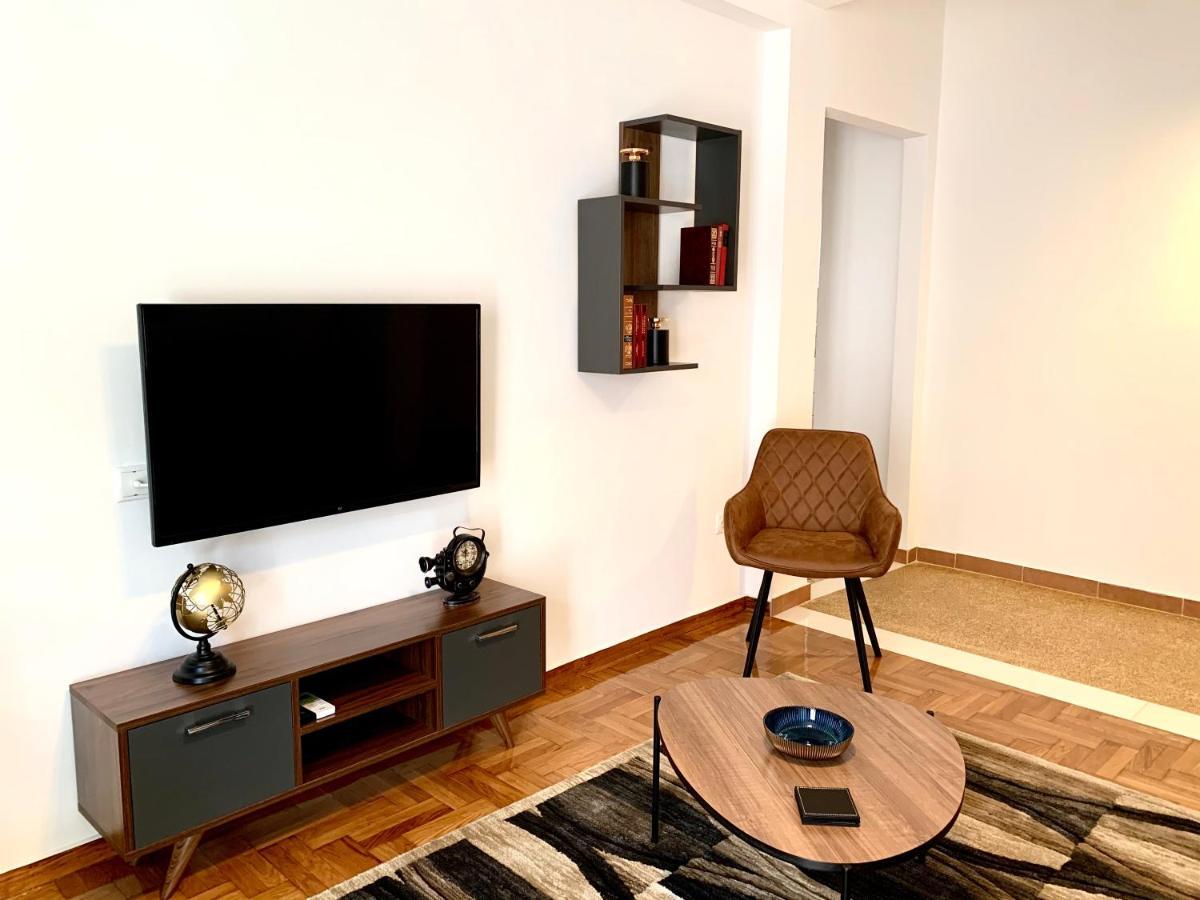 Kallimarmaro 2-Bedroom Apartment Athènes Extérieur photo